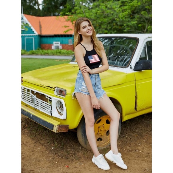 American Flag Crop Black Cami 🖤 - Picture 6 of 6